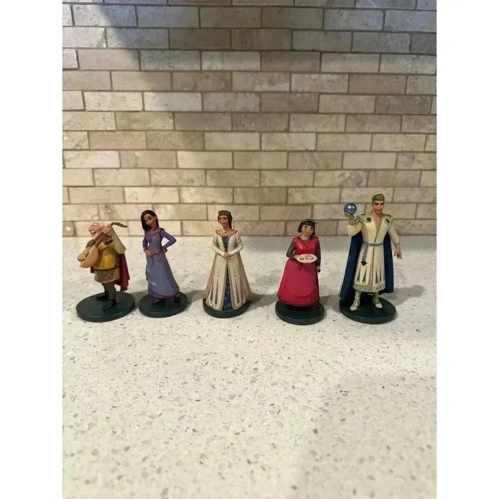 Disney Wish Deluxe Figure Set 5 Figurine Playset Cake Topper. #32